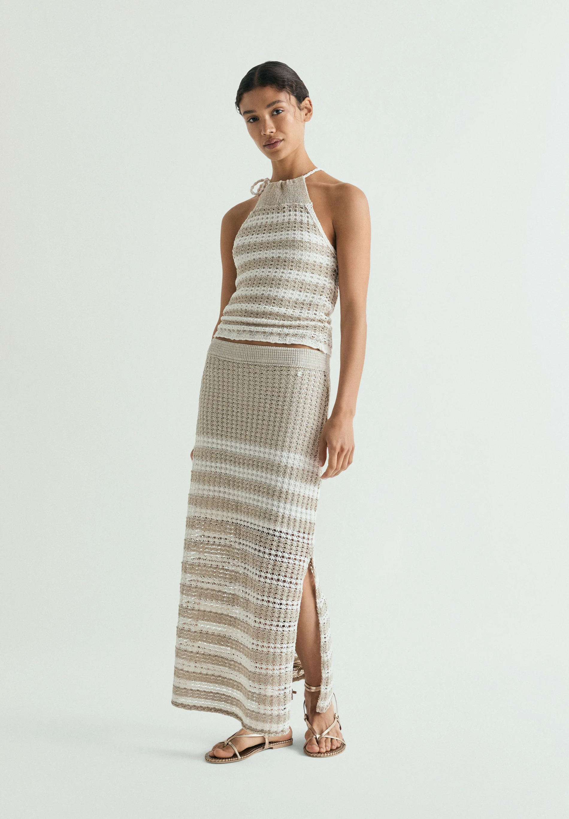 FALDA CROCHET ABERTURAS