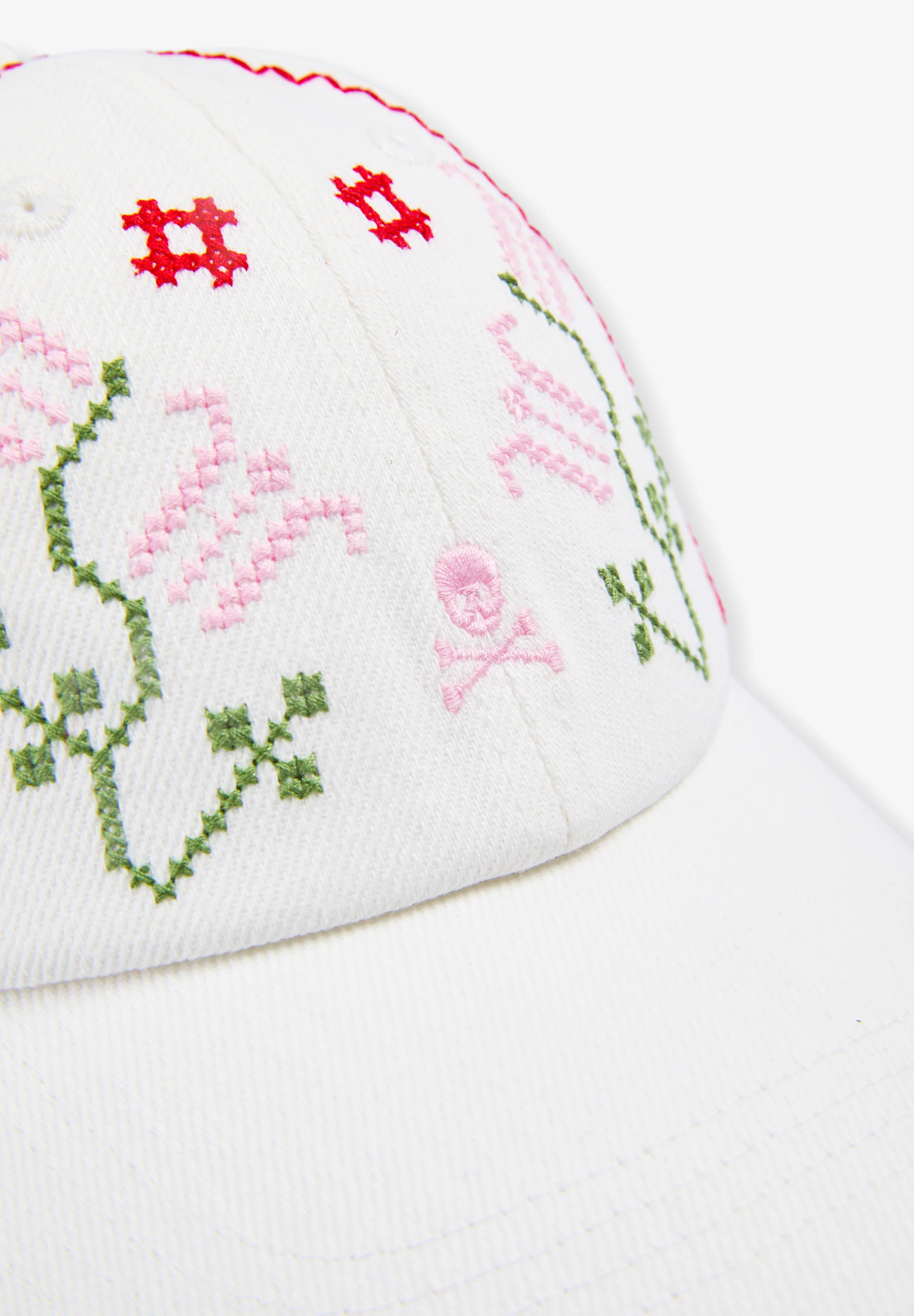 GORRA DETALLES BORDADOS - Image 3