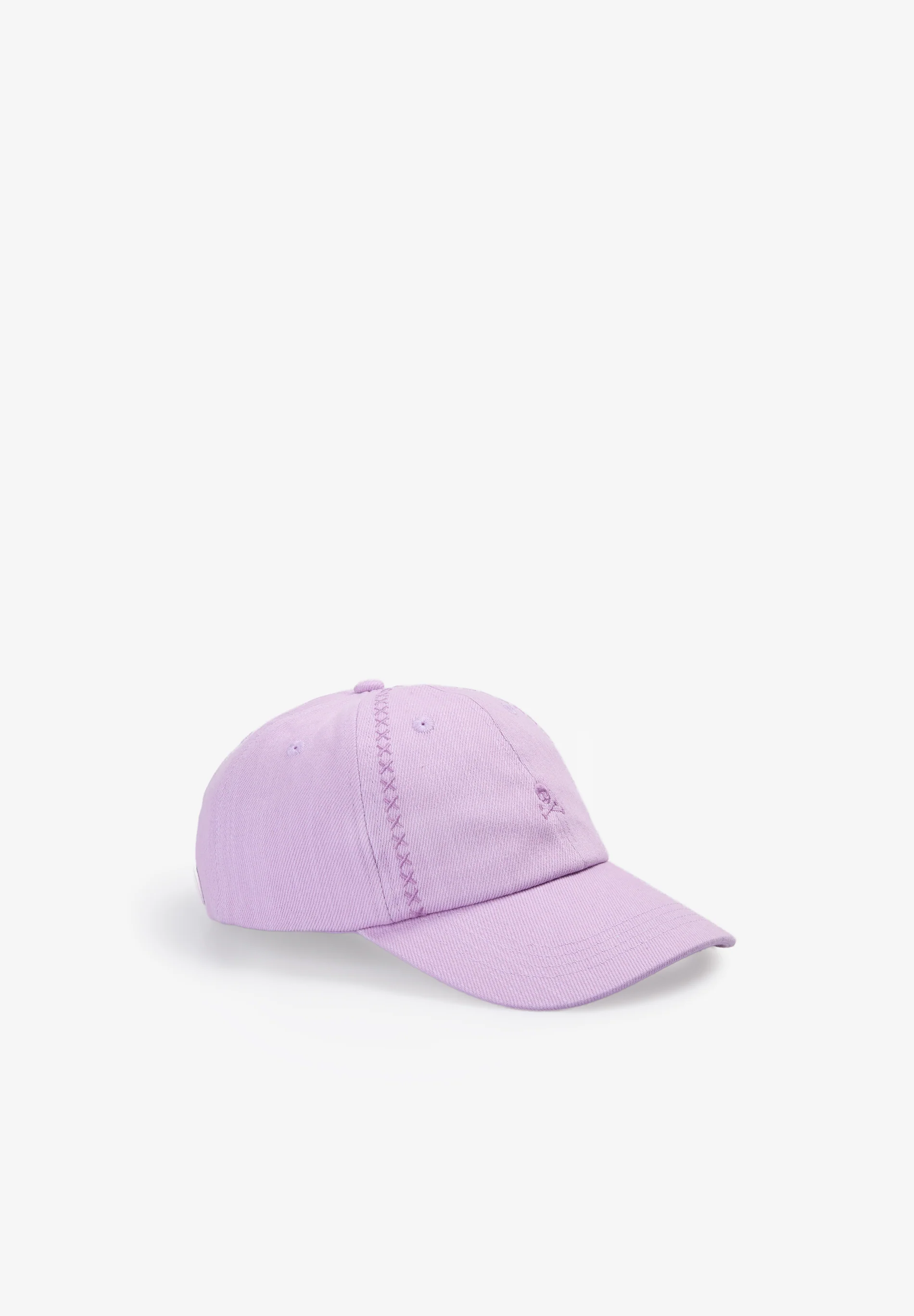 GORRA BORDADA A TONO