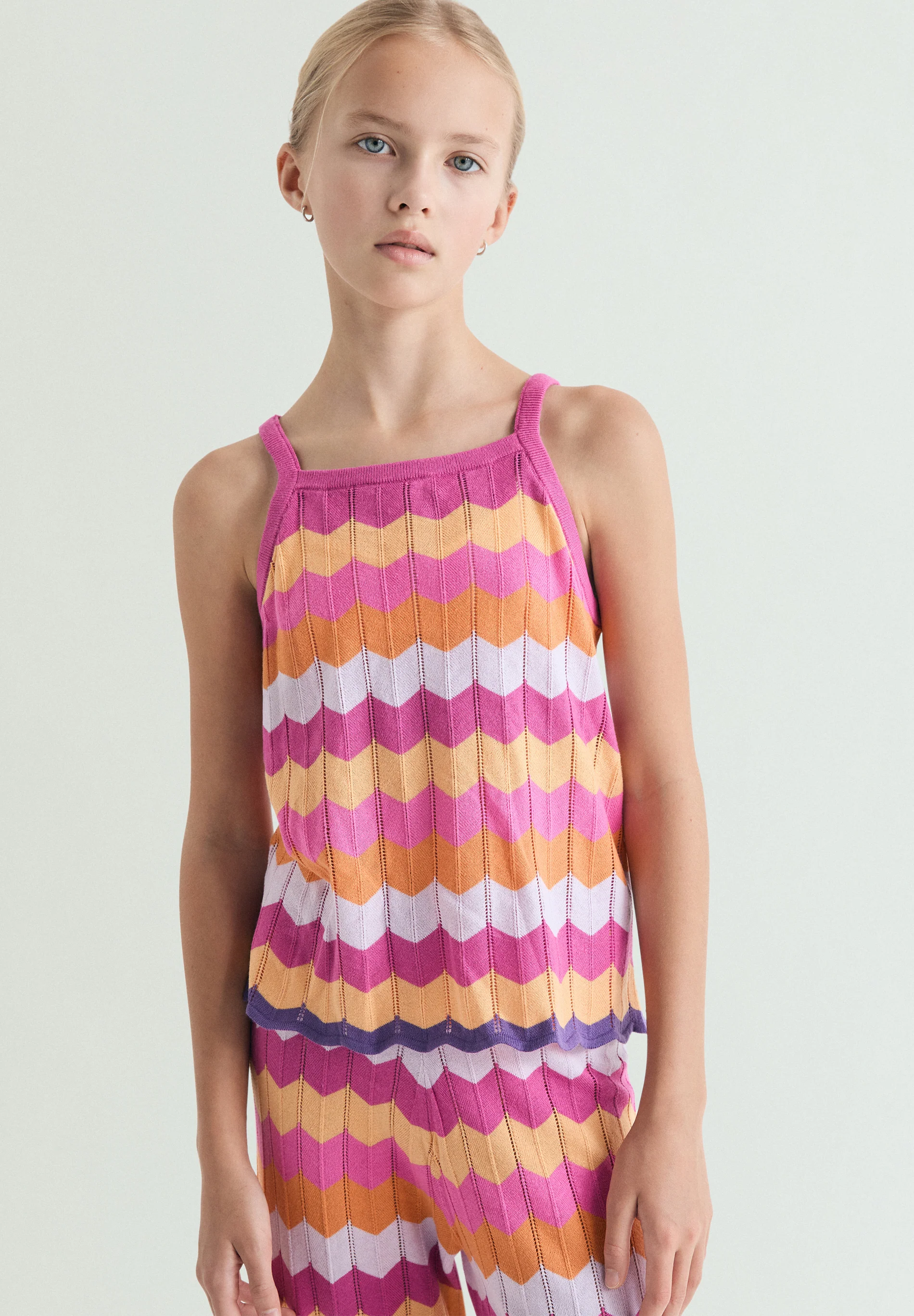 TOP PUNTO MULTICOLOR