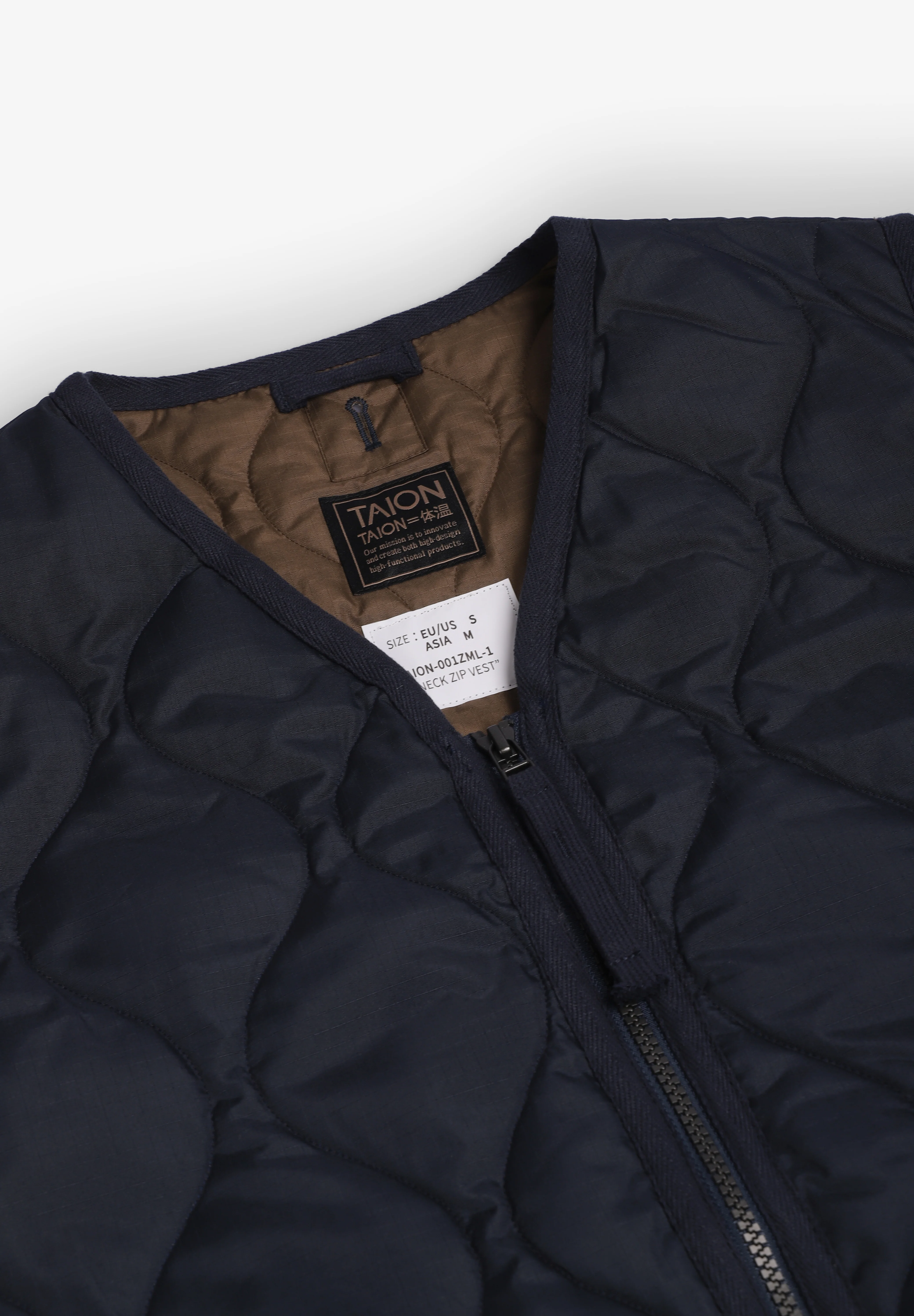 TAION | CHALECO MILITAR CUELLO V Y CREMALLERA UNISEX - Image 6