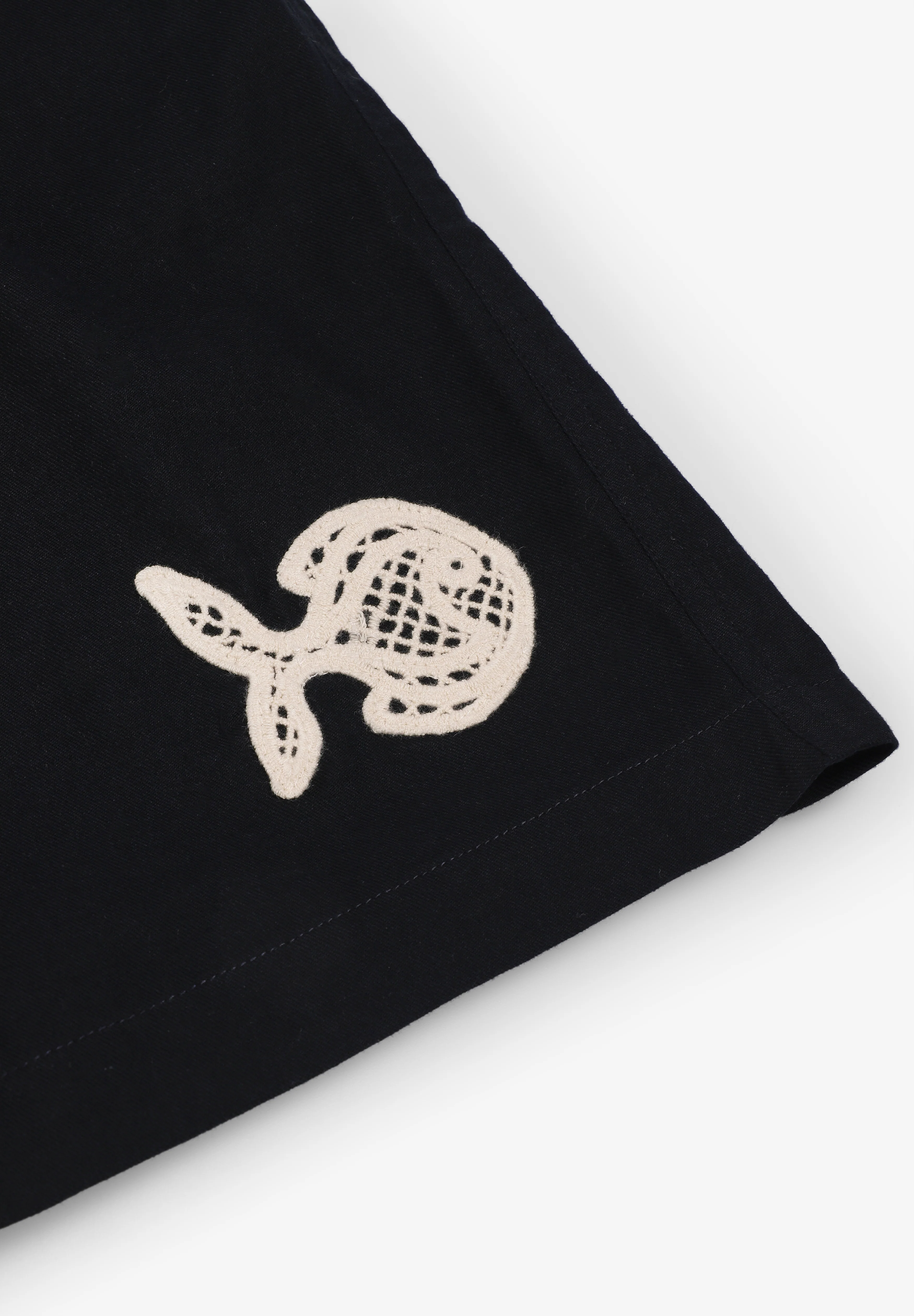 THINKING MU | BERMUDAS FISH PATCH GASPER HOMBRE - Image 4