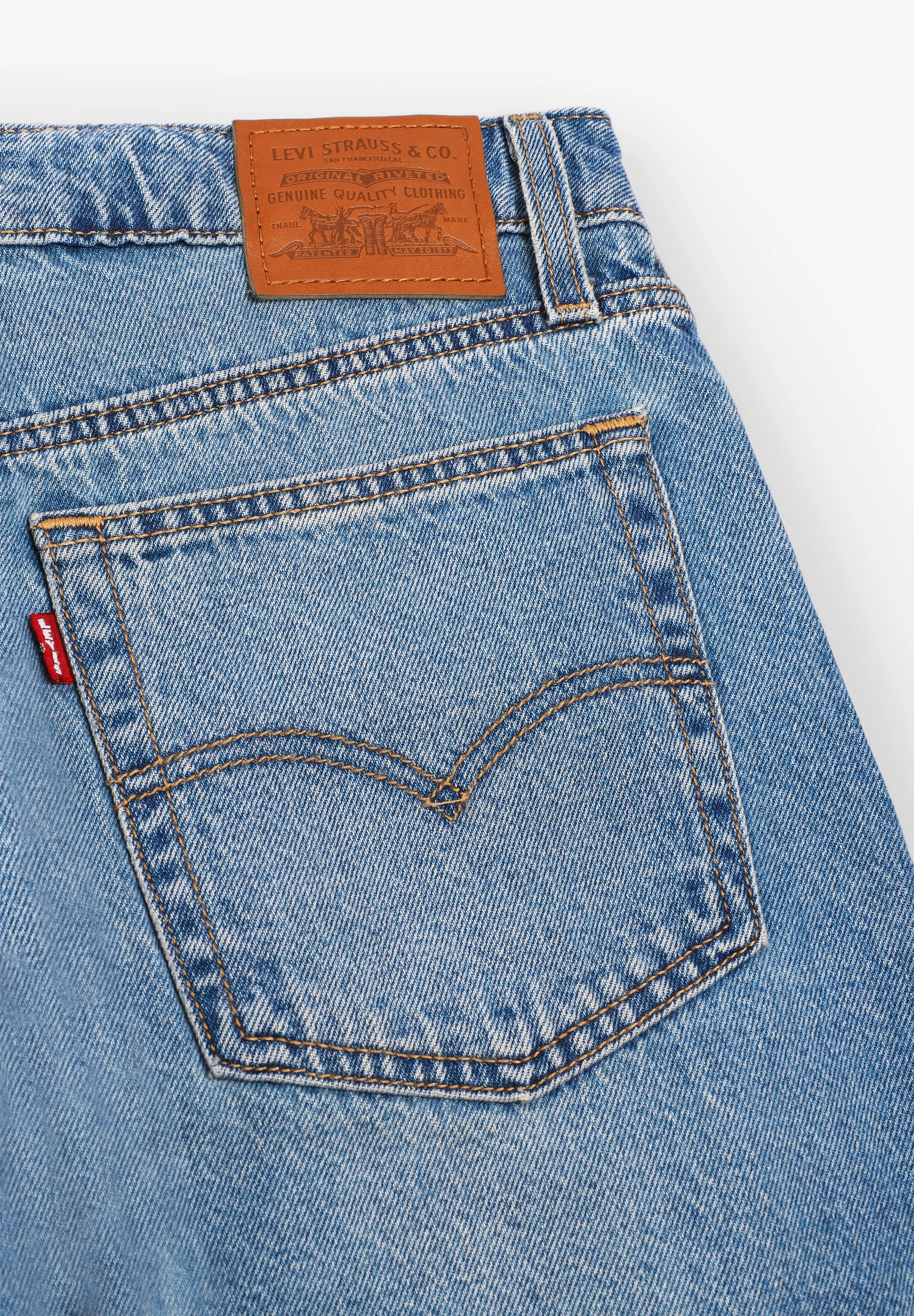 LEVIS | PANTALÓN DENIM BAGGY DAD BARREL MUJER - Image 4