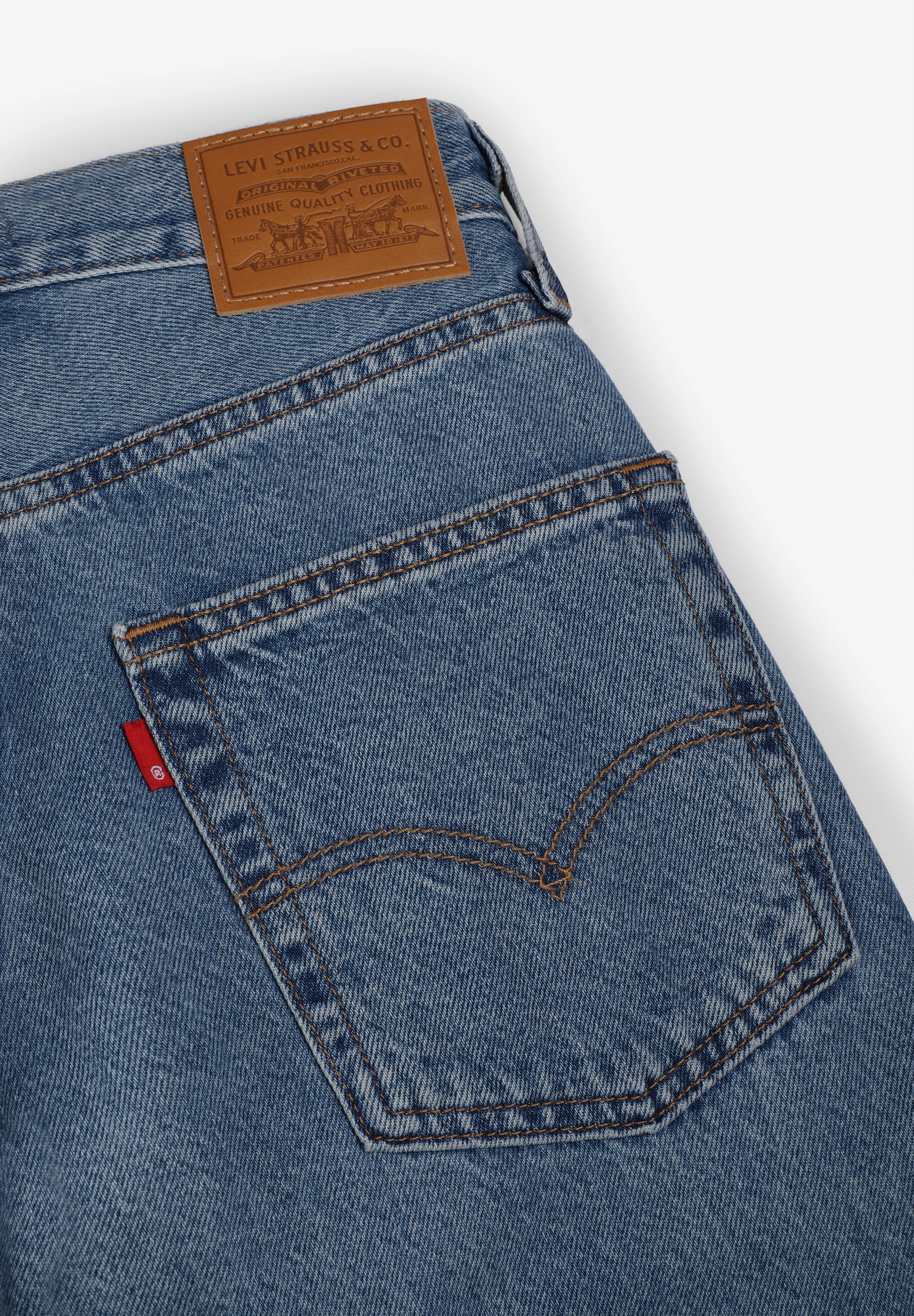 LEVIS | PANTALÓN DENIM BAGGY DAD MUJER - Image 4