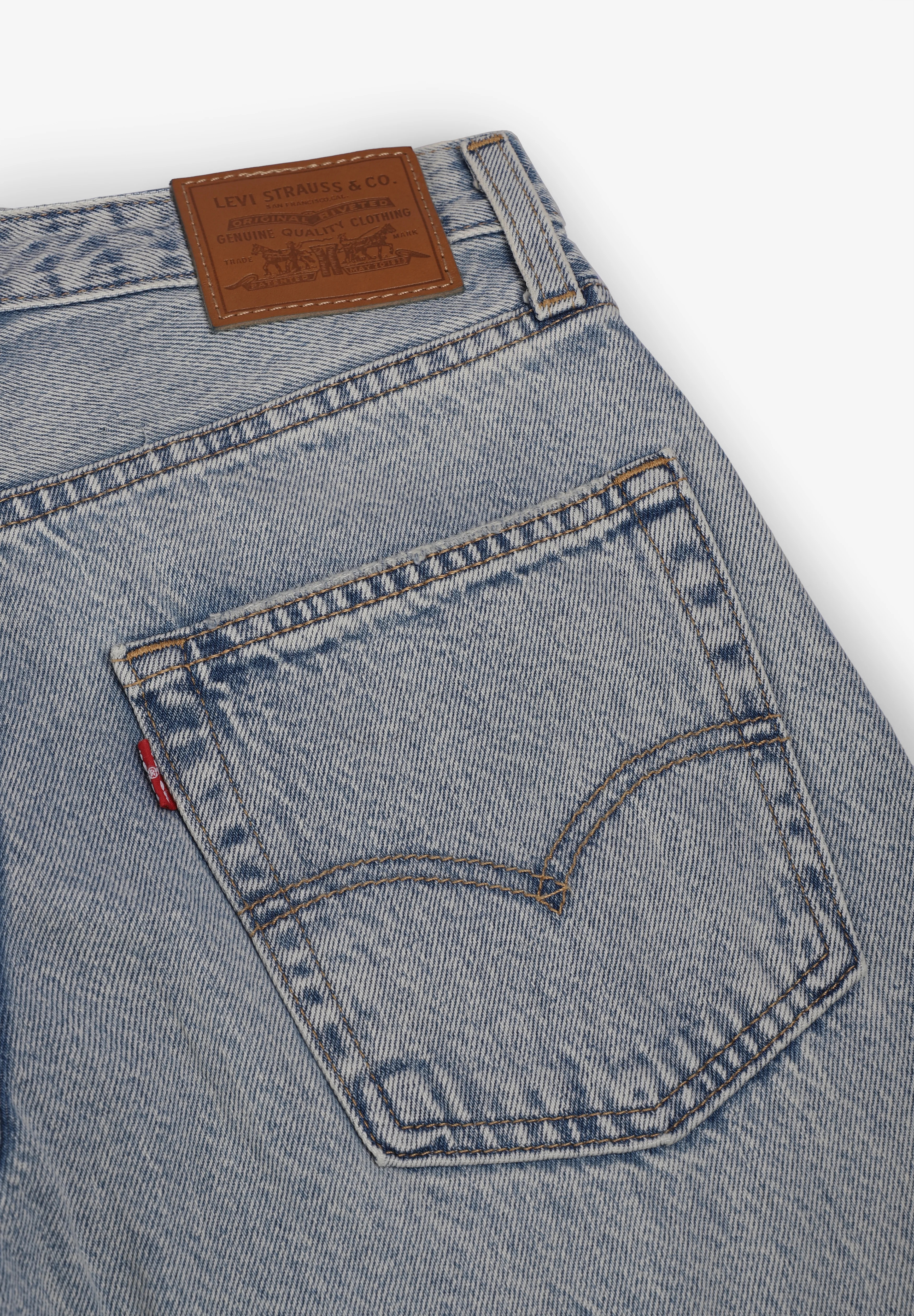 LEVIS | PANTALÓN DENIM BAGGY DAD MUJER - Image 4