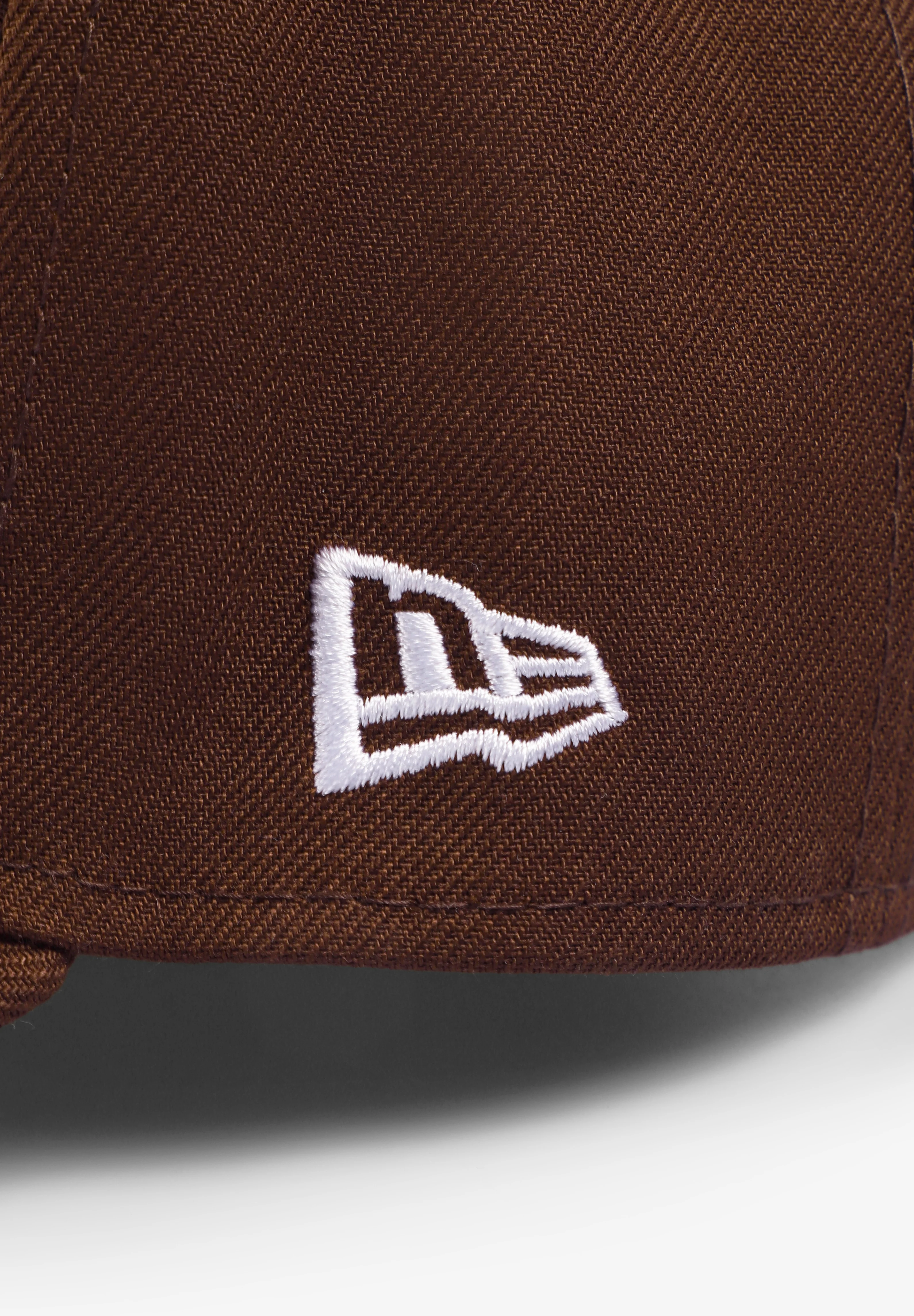 NEW ERA | GORRA OUTLINE SCRIPT EFRAME LOSDOD CHS - Image 4