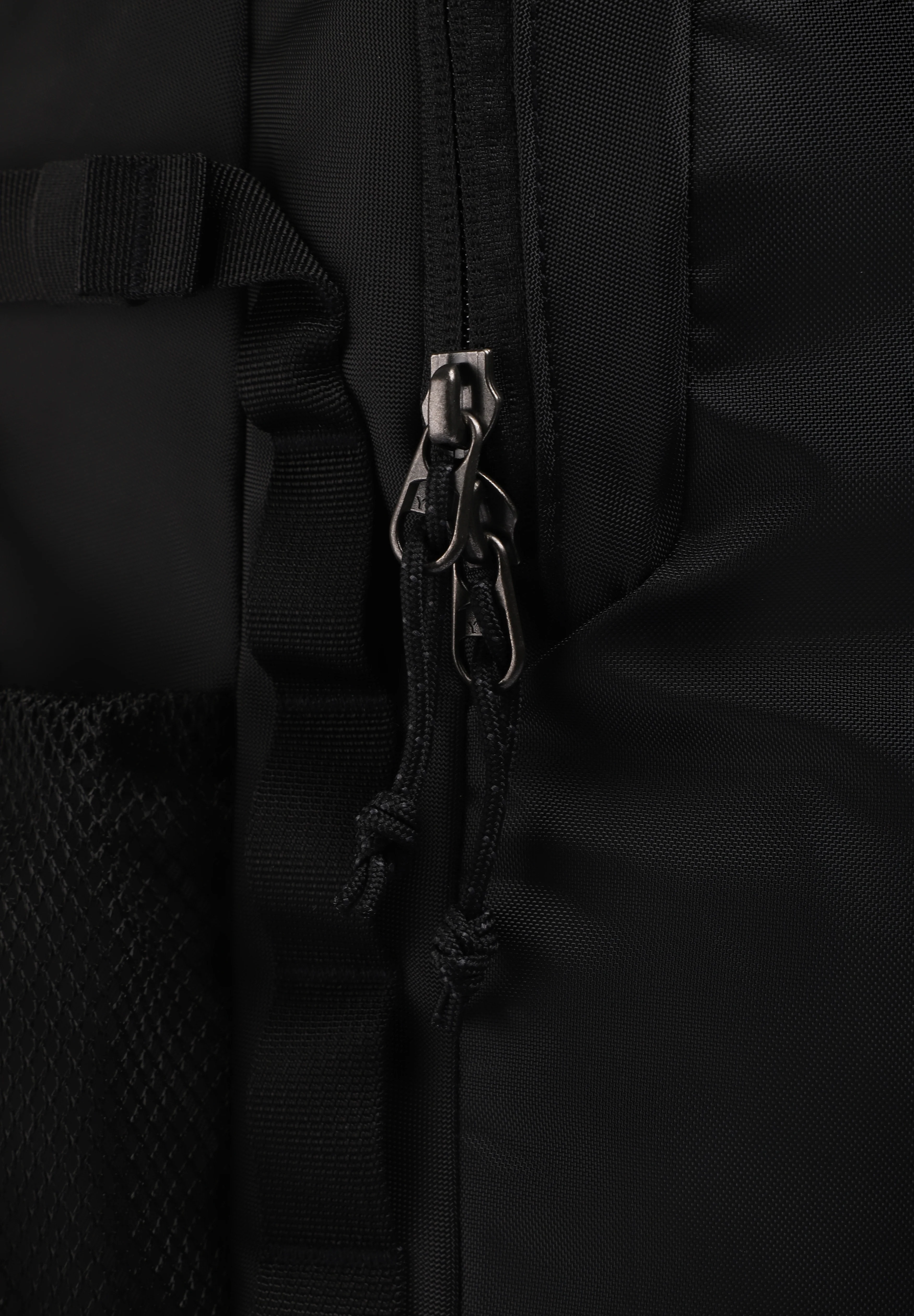 PATAGONIA | MOCHILA REFUGIO DAY PACK 26L BLACK - Image 5