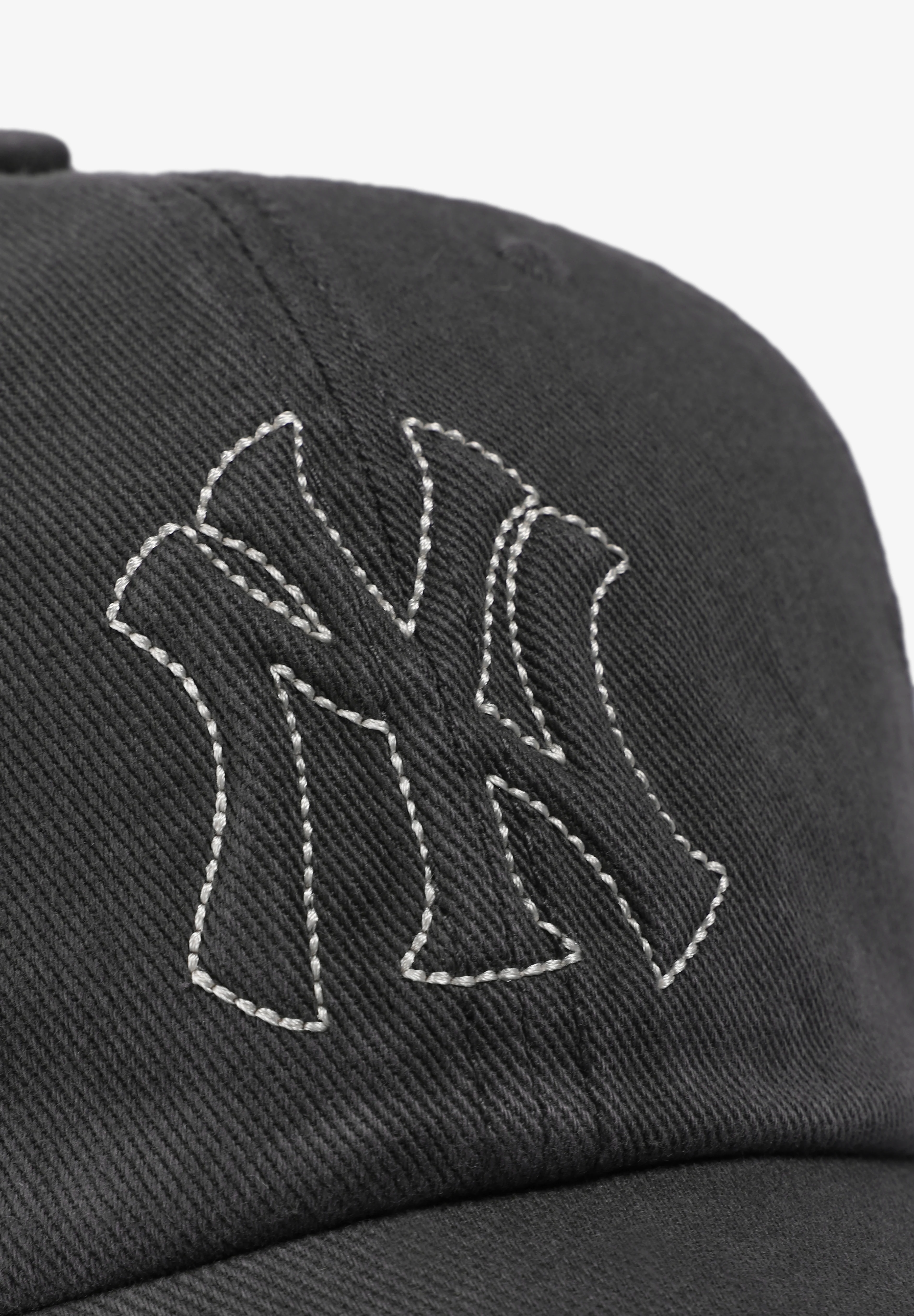 47 BRAND | MLB NEW YORK YANKEES TRAILER CLEAN UP - Image 3