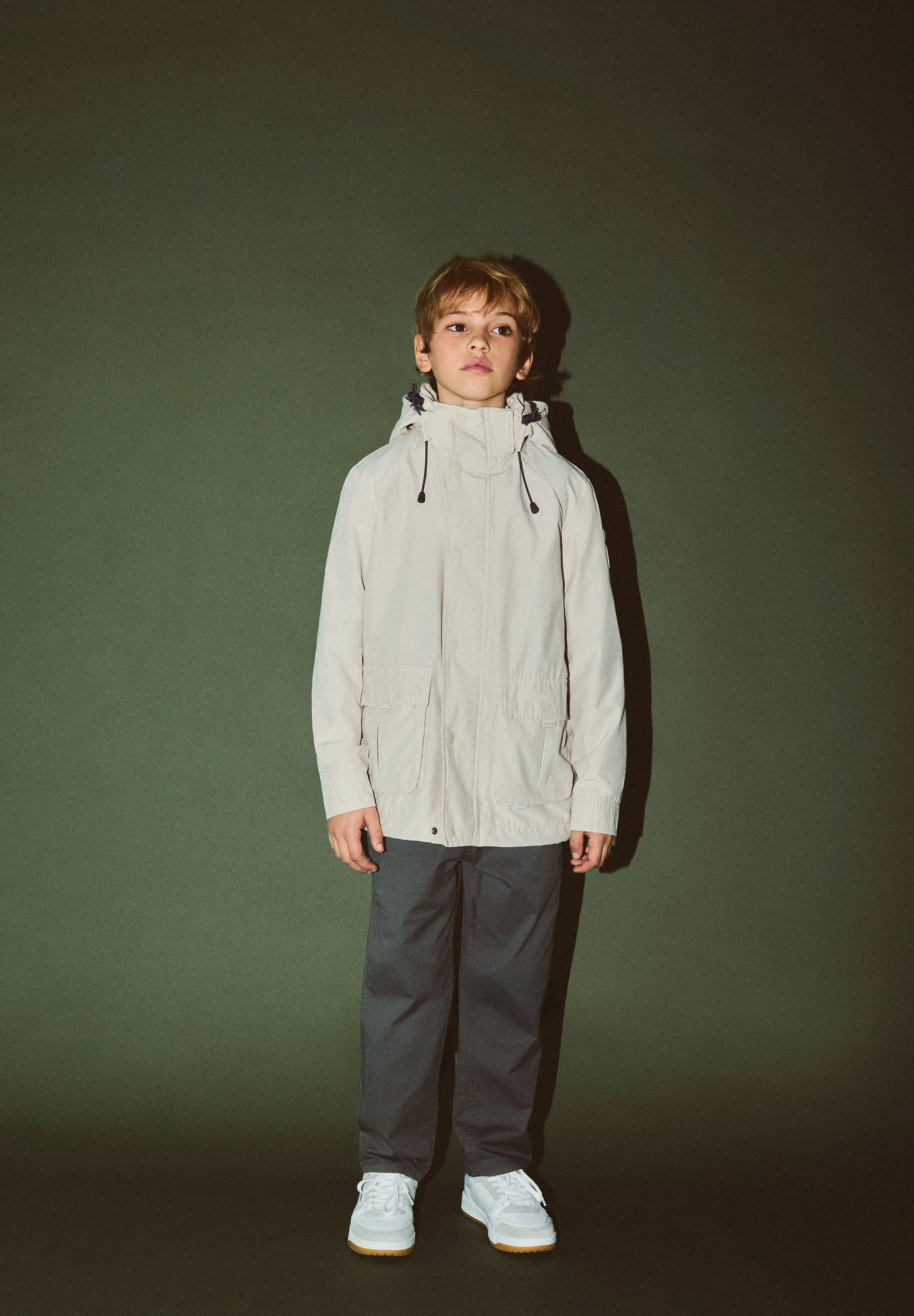 PARKA CON CAPUCHA - Image 2