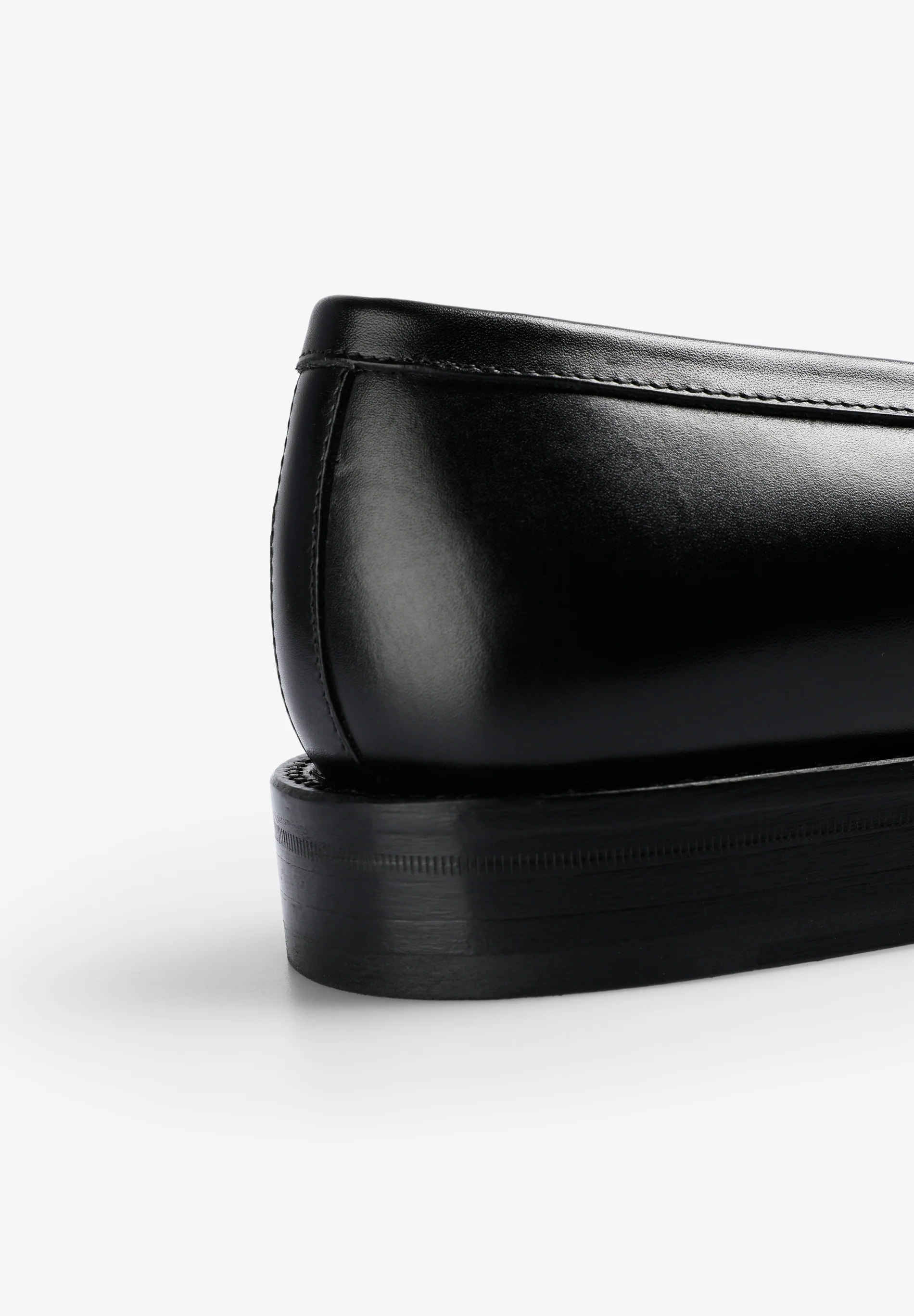 MOCASÍN NEGRO ANTIFAZ - Image 6