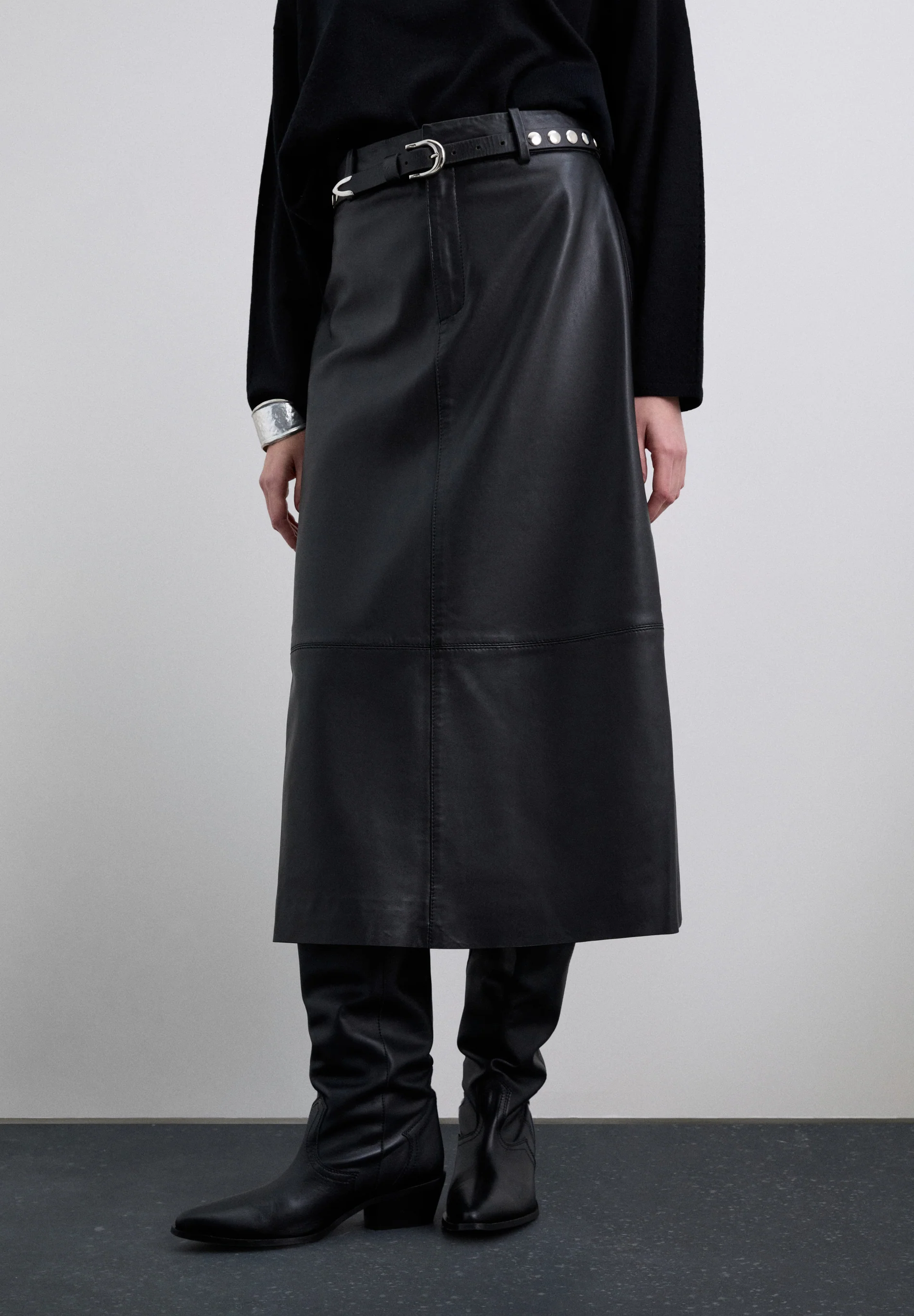 FALDA MIDI PIEL - Image 3