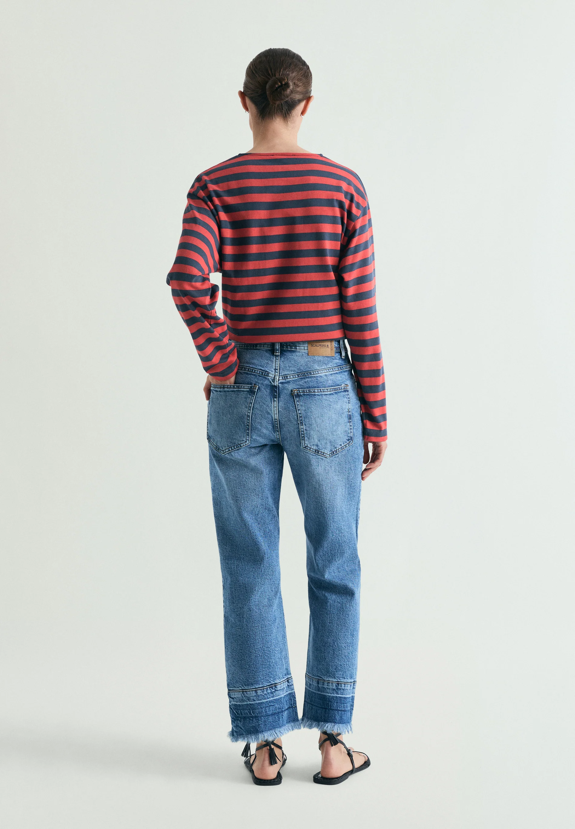 JEANS EFECTO LAVADO DESFLECADOS - Image 5