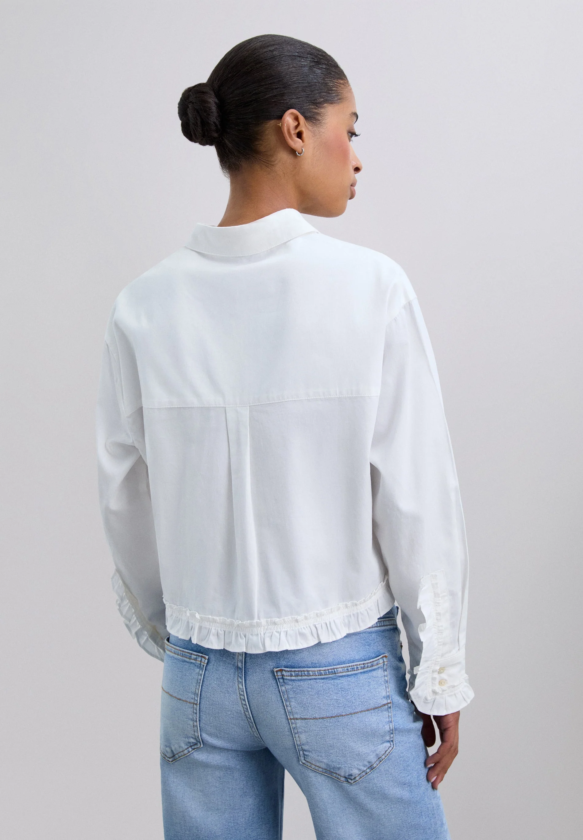 CAMISA CROPPED FRUNCES - Image 4