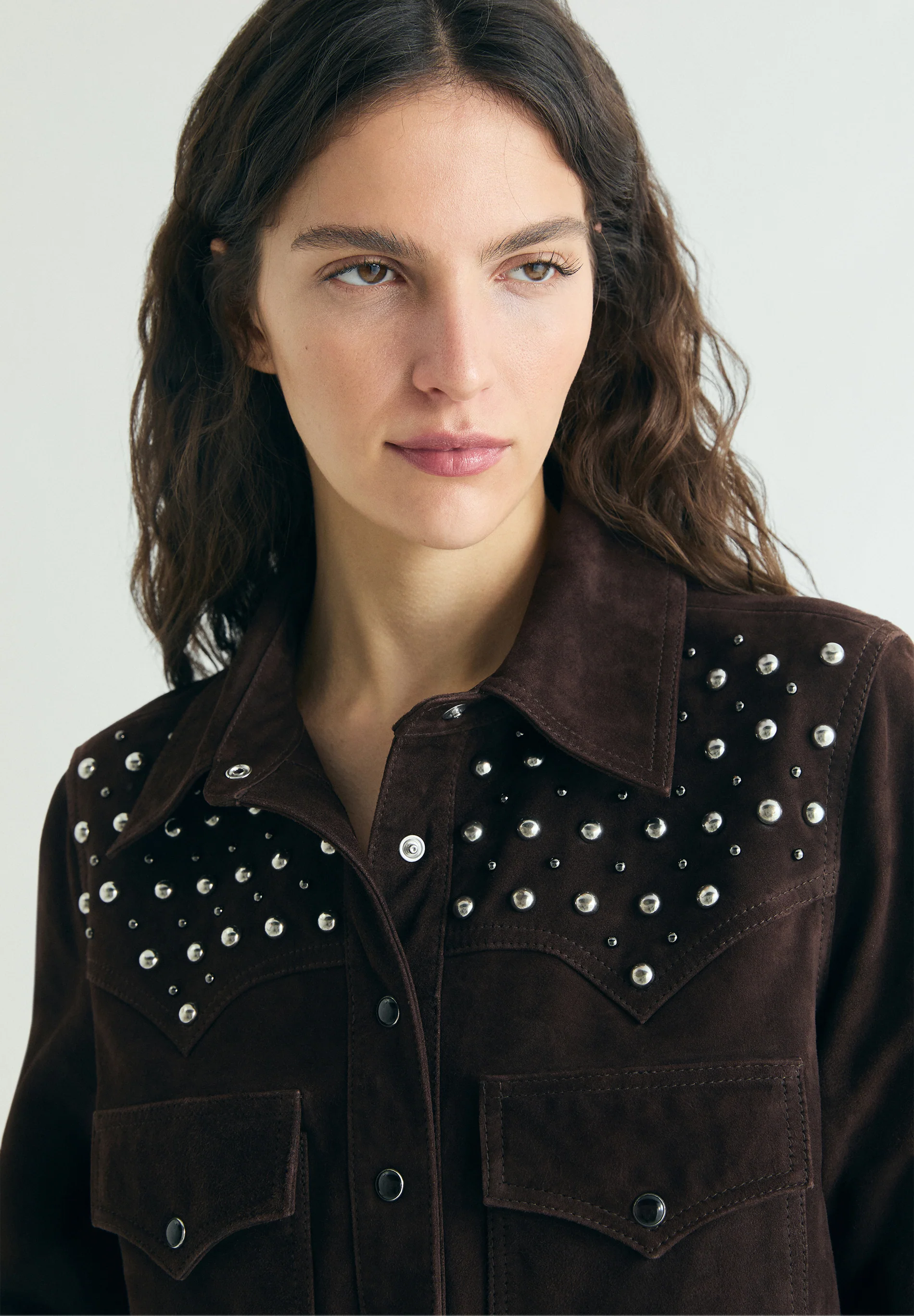 CAMISA DE ANTE TACHUELAS - Image 4