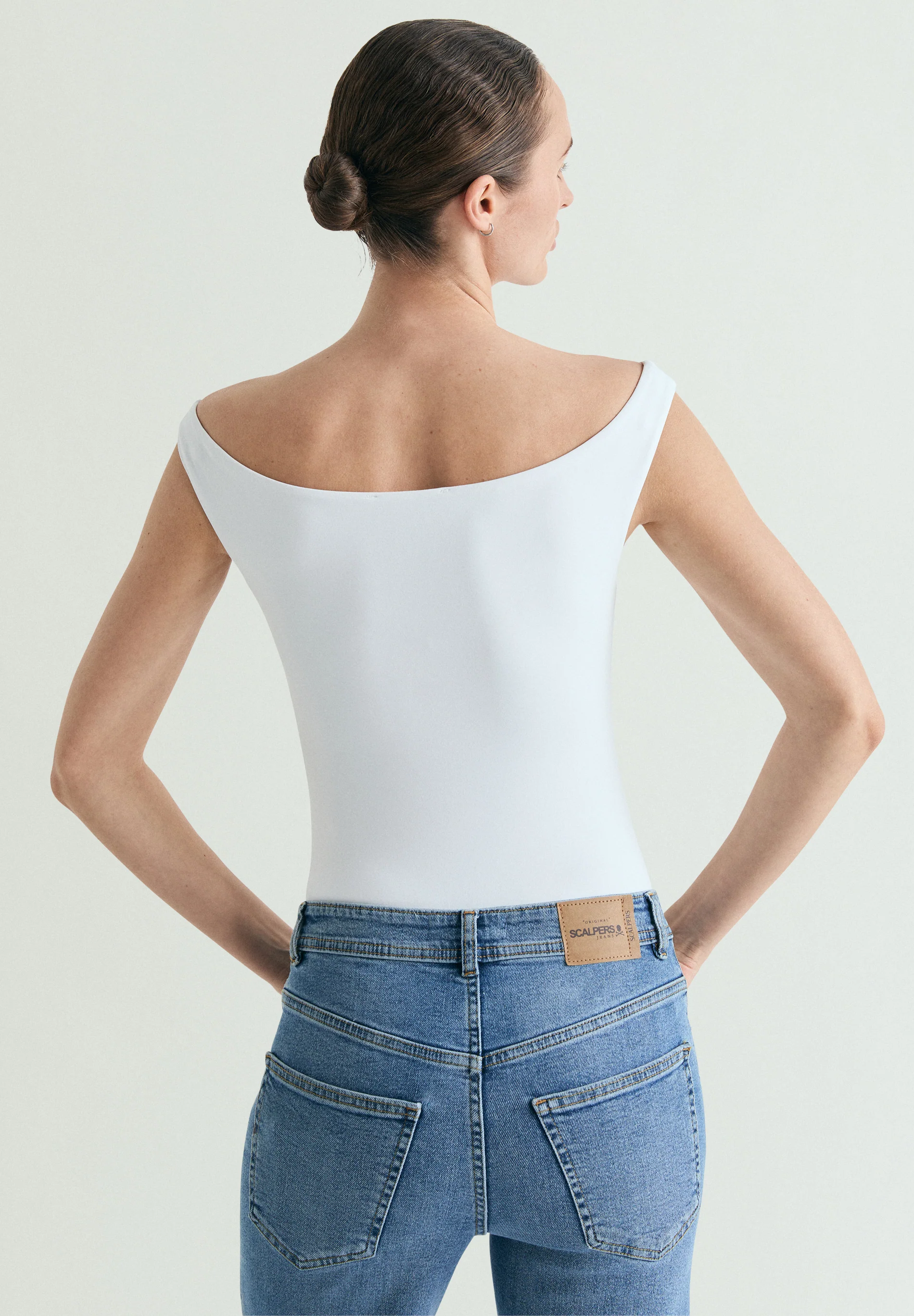 BODY OFF THE SHOULDER - Image 4