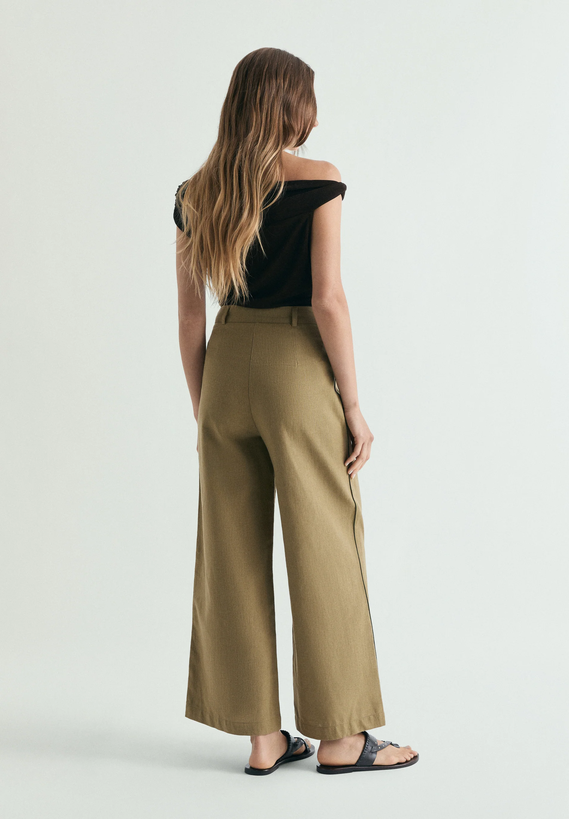 PANTALÓN BOLSILLOS CONTRASTE - Image 3