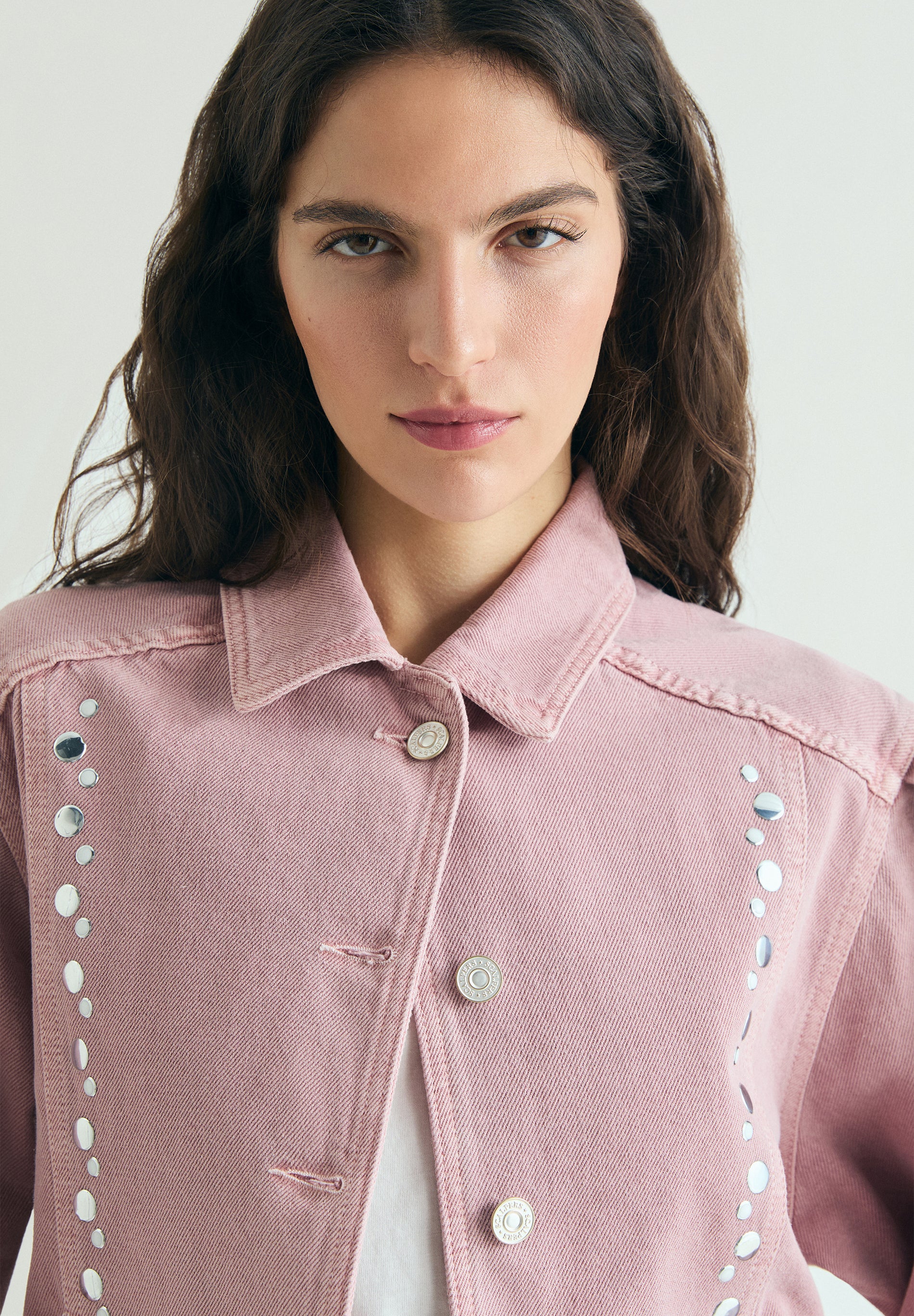 CHAQUETA DENIM STUDS - Image 7