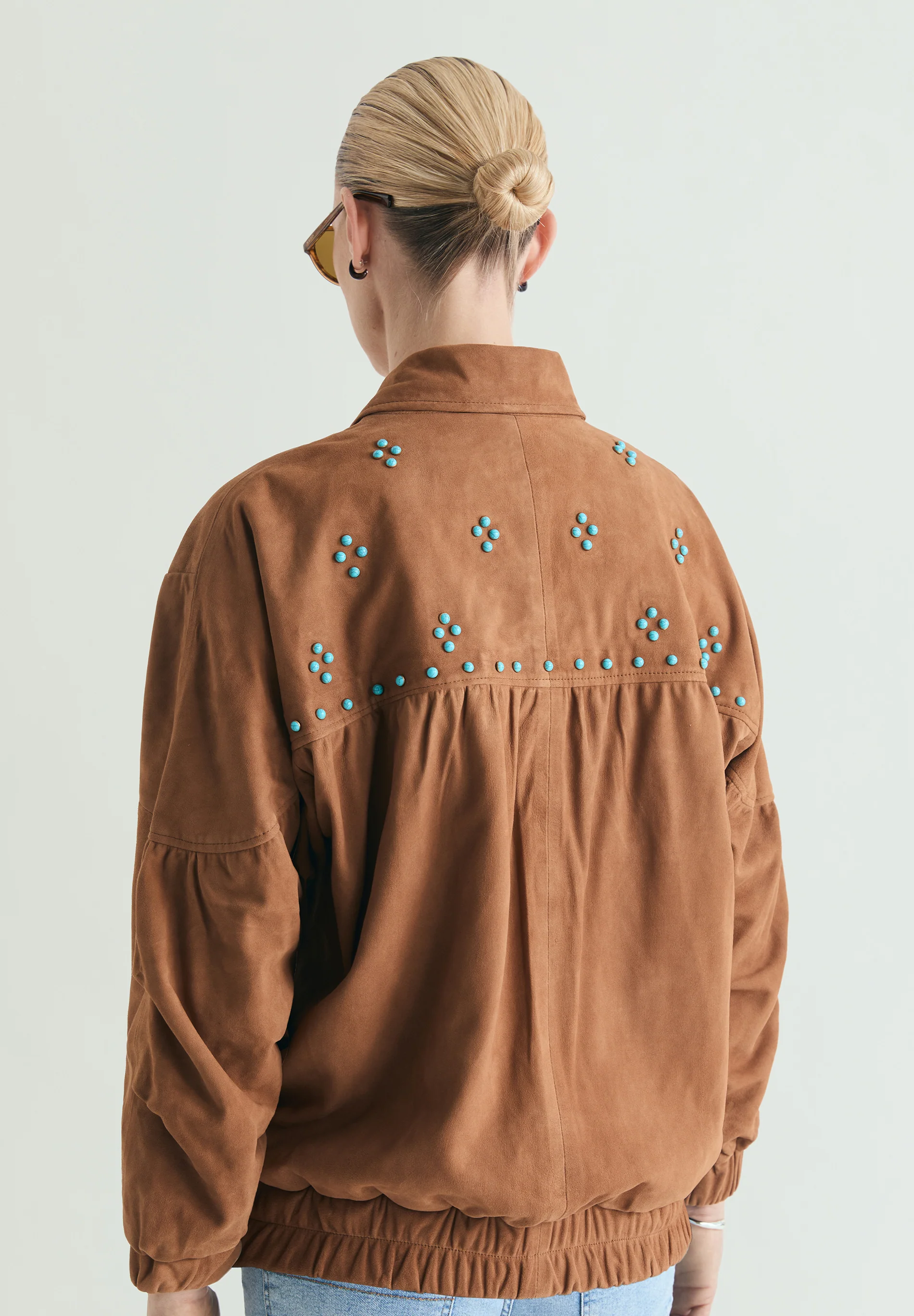 CHAQUETA BOMBER ANTE STUDS - Image 5