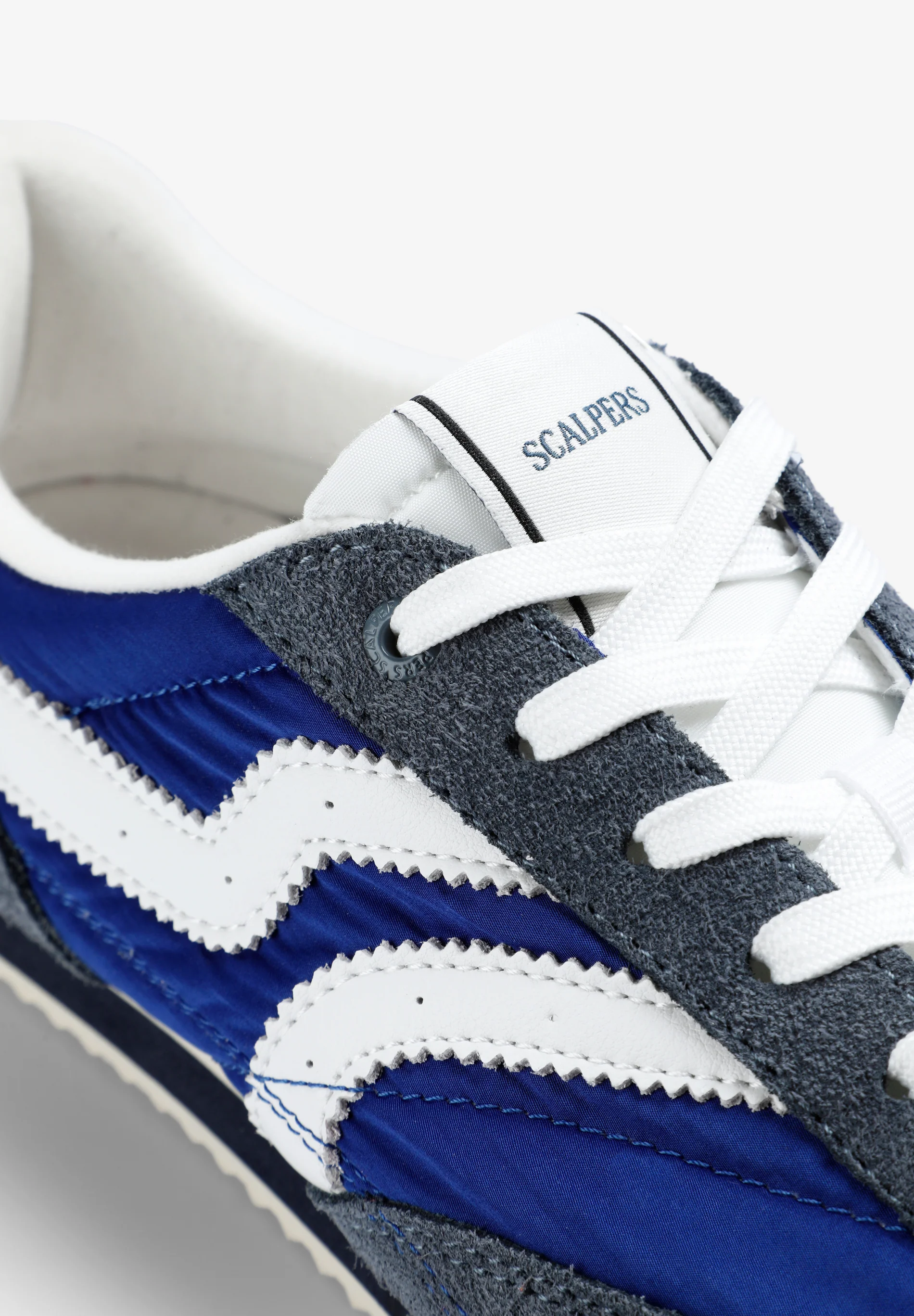SNEAKERS ESTILO RETRO - Image 7